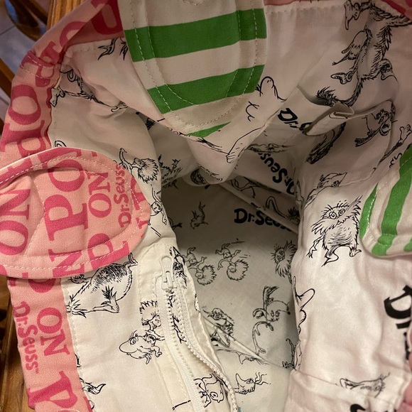 Dr. Seuss Tote - Picture 4 of 6